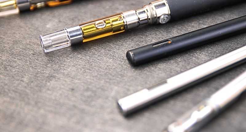 what are the health risks of vaping vape juice