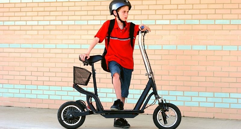 scooter with seating for kids to use